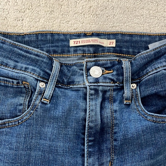 Levi’s Skinny Jeans - Picture 3 of 6